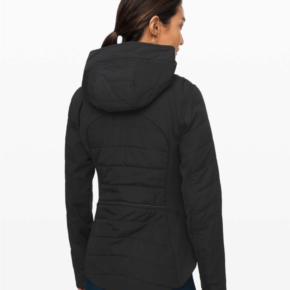 *SOLD* Lululemon Another Mile Jacket (2021) - Picture 2 of 3